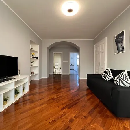 Cernaia Apartment