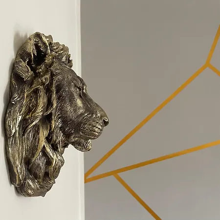 Apartment Cernaia Turin